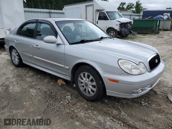 ✅ 2005 Hyundai Sonata GLS • VIN: KMHWF35H75A106421 • Лот: 55405844. Опубликован ранее на Copart с пробегом 96 030 миль. Бесплатный доступ к архиву аукционных продаж из США и подробный отчёт об истории автомобиля на DreamBid. Изображение 4.