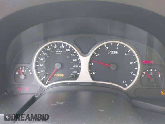 ✅ 2006 Chevrolet Equinox LS • VIN: 2CNDL13F966028891 • Лот: 41241845. Опубликован ранее на IAAI с пробегом 229 046 миль. Бесплатный доступ к архиву аукционных продаж из США и подробный отчёт об истории автомобиля на DreamBid. Изображение 7.