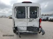 ✅ 2018 Ford Transit Passenger XL • VIN: 1FBAX2CM6JKA67593 • Lot: 46419645. Wystawiony na Copart z przebiegiem 27 491 mil. Bezpłatny archiwum sprzedaży aukcyjnych z USA i szczegółowy raport historii pojazdu na DreamBid. Zdjęcie 6.
