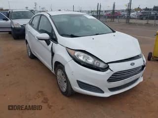 ✅ 2014 Ford Fiesta S • VIN: 3FADP4AJ0EM196415 • Lot: 43751560. Wystawiony na IAAI z przebiegiem 142 611 mil. Bezpłatny archiwum sprzedaży aukcyjnych z USA i szczegółowy raport historii pojazdu na DreamBid. Zdjęcie 1.