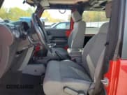 ✅ 2008 Jeep Wrangler Rubicon • VIN: 1J4GA64198L500857 • Lot: 91066625. Wystawiony na Copart z przebiegiem 143 337 mil. Bezpłatny archiwum sprzedaży aukcyjnych z USA i szczegółowy raport historii pojazdu na DreamBid. Zdjęcie 7.