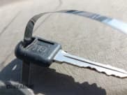 ✅ 1999 Chevrolet Suburban • VIN: 3GNFK16R1XG134206 • Lot: 43699019. Wystawiony na IAAI z przebiegiem 160 987 mil. Bezpłatny archiwum sprzedaży aukcyjnych z USA i szczegółowy raport historii pojazdu na DreamBid. Zdjęcie 11.