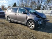 ✅ 2011 Toyota Sienna LE • VIN: 5TDKK3DC8BS012048 • Lot: 90010035. Wystawiony na Copart z przebiegiem Nie podano. Bezpłatny archiwum sprzedaży aukcyjnych z USA i szczegółowy raport historii pojazdu na DreamBid. Zdjęcie 4.