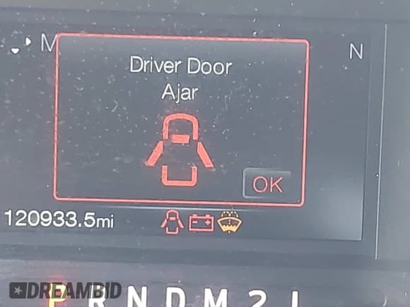 ✅ 2019 Ford F-150 XL • VIN: 1FTMF1CBXKKD47748 • Lot: 41983277. Listed on IAAI with 120,933 mi. Free auction sales archive from the USA and detailed vehicle history report at DreamBid. Image 16.