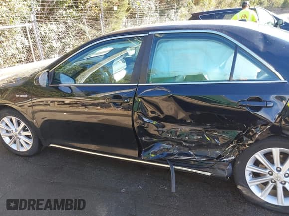 ✅ 2012 Toyota Camry LE • VIN: 4T1BD1FK8CU004169 • Lot: 43528040. Wystawiony na IAAI z przebiegiem 181 204 mil. Bezpłatny archiwum sprzedaży aukcyjnych z USA i szczegółowy raport historii pojazdu na DreamBid. Zdjęcie 14.