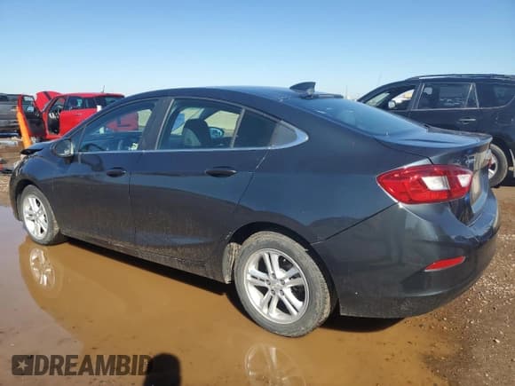 ✅ 2018 Chevrolet Cruze LT • VIN: 1G1BE5SM1J7155018 • Лот: 81802705. Опубликован ранее на Copart с пробегом 87 489 миль. Бесплатный доступ к архиву аукционных продаж из США и подробный отчёт об истории автомобиля на DreamBid. Изображение 2.