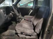 ✅ 2001 Chevrolet S-10 • VIN: 1GCCS145718259512 • Лот: 43996395. Опубликован ранее на Copart с пробегом 84 003 миль. Бесплатный доступ к архиву аукционных продаж из США и подробный отчёт об истории автомобиля на DreamBid. Изображение 7.