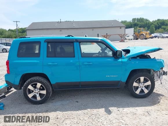 ✅ 2017 Jeep Patriot High Altitude • VIN: 1C4NJRFBXHD111417 • Lot: 42850790. Listed on IAAI with 103,161 mi. Free auction sales archive from the USA and detailed vehicle history report at DreamBid. Image 14.