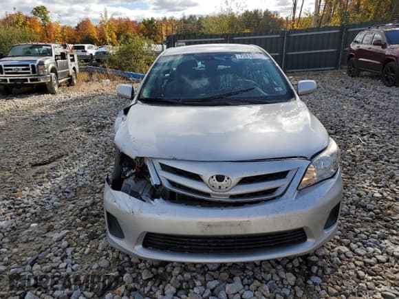 ✅ 2012 Toyota Corolla L • VIN: 2T1BU4EE8CC855810 • Lot: 75913044. Listed on Copart with 132,103 mi. Free auction sales archive from the USA and detailed vehicle history report at DreamBid. Image 5.