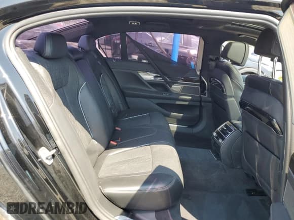 ✅ 2020 BMW 7 Series 740i • VIN: WBA7T2C03LGF96925 • Lot: 68697595. Listed on Copart with 13,349 mi. Free auction sales archive from the USA and detailed vehicle history report at DreamBid. Image 10.