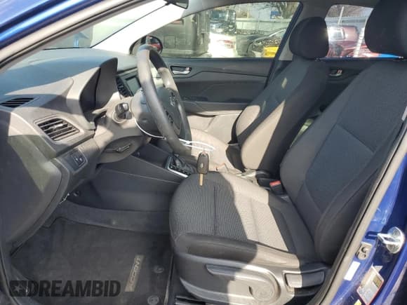 ✅ 2022 Hyundai Accent SE • VIN: 3KPC24A69NE161270 • Лот: 86305634. Опубликован ранее на Copart с пробегом 43 132 миль. Бесплатный доступ к архиву аукционных продаж из США и подробный отчёт об истории автомобиля на DreamBid. Изображение 7.