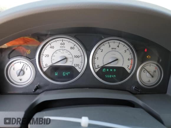 ✅ 2010 Chrysler Town & Country LX • VIN: 2A4RR2D1XAR415338 • Lot: 50994885. Wystawiony na Copart z przebiegiem 56 849 mil. Bezpłatny archiwum sprzedaży aukcyjnych z USA i szczegółowy raport historii pojazdu na DreamBid. Zdjęcie 9.