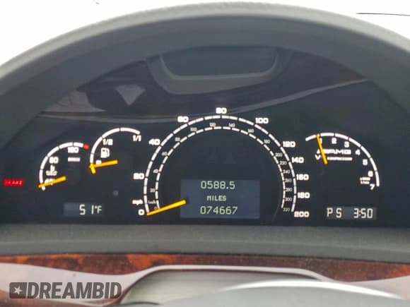 ✅ 2005 Mercedes-Benz S 55 AMG • VIN: WDBNG74J75A442576 • Лот: 95017735. Опубликован ранее на Copart с пробегом 74 667 миль. Бесплатный доступ к архиву аукционных продаж из США и подробный отчёт об истории автомобиля на DreamBid. Изображение 9.