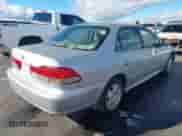 2002 Honda Accord EX с VIN 1HGCG16512A028146, выставлен на аукционе IAAI как лот 43554658 с пробегом 141 372 миль миль и . История ставок и продаж доступна на DreamBid. Изображение 4.