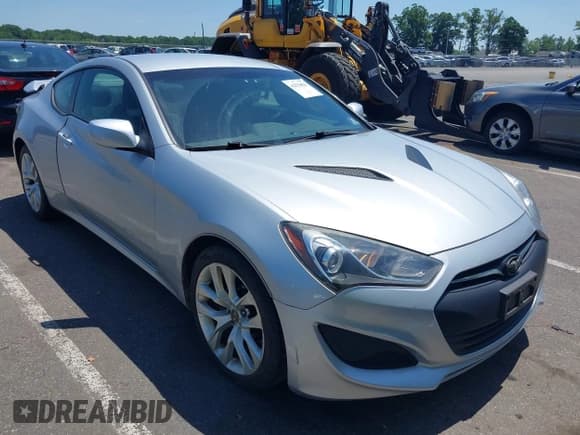 ✅ 2013 Hyundai Genesis Coupe 2.0T • VIN: KMHHT6KD8DU082972 • Lot: 42576823. Wystawiony na IAAI z przebiegiem 89 091 mil. Bezpłatny archiwum sprzedaży aukcyjnych z USA i szczegółowy raport historii pojazdu na DreamBid. Zdjęcie 1.