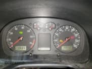 ✅ 2003 Volkswagen Golf GLS • VIN: 9BWGK61J034072015 • Lot: 83043154. Wystawiony na Copart z przebiegiem 108 469 mil. Bezpłatny archiwum sprzedaży aukcyjnych z USA i szczegółowy raport historii pojazdu na DreamBid. Zdjęcie 9.