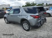 ✅ 2023 Chevrolet Traverse LS • VIN: 1GNERFKW8PJ336121 • Lot: 91376565. Wystawiony na Copart z przebiegiem 20 551 mil. Bezpłatny archiwum sprzedaży aukcyjnych z USA i szczegółowy raport historii pojazdu na DreamBid. Zdjęcie 2.