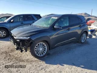 ✅ 2020 Hyundai Kona SEL • VIN: KM8K22AA4LU414008 • Лот: 79794273. Опубликован ранее на Copart с пробегом 34 194 миль. Бесплатный доступ к архиву аукционных продаж из США и подробный отчёт об истории автомобиля на DreamBid. Изображение 1.