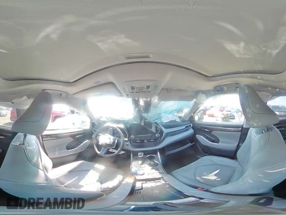 ✅ 2020 Toyota Highlander Limited • VIN: 5TDDZRBH1LS046209 • Lot: 64237825. Wystawiony na Copart z przebiegiem Nie podano. Bezpłatny archiwum sprzedaży aukcyjnych z USA i szczegółowy raport historii pojazdu na DreamBid. Zdjęcie 16.