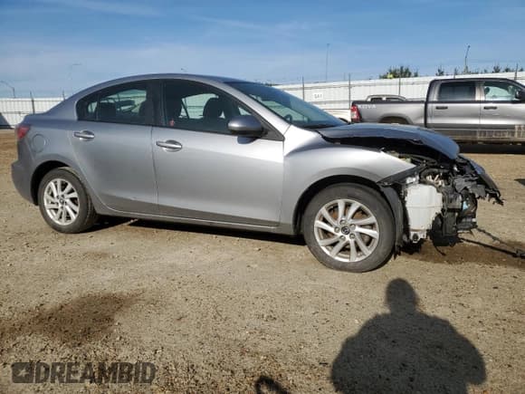 ✅ 2013 Mazda 3 GX • VIN: JM1BL1UF1D1824691 • Lot: 69126935. Wystawiony na Copart z przebiegiem 234 952 mil. Bezpłatny archiwum sprzedaży aukcyjnych z USA i szczegółowy raport historii pojazdu na DreamBid. Zdjęcie 4.