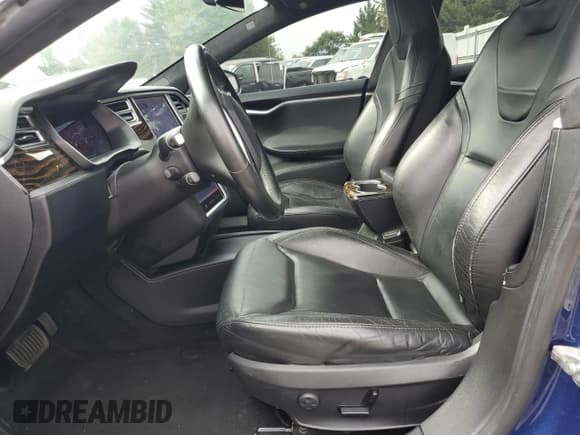 ✅ 2017 Tesla Model S 60 • VIN: 5YJSA1E15HF176178 • Lot: 80792725. Listed on Copart with 113,047 mi. Free auction sales archive from the USA and detailed vehicle history report at DreamBid. Image 7.