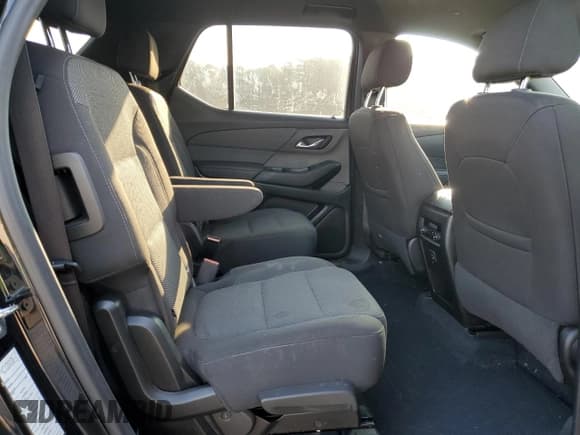 ✅ 2023 Chevrolet Traverse LT Cloth • VIN: 1GNERGKW3PJ127472 • Lot: 71702845. Wystawiony na Copart z przebiegiem 76 042 mil. Bezpłatny archiwum sprzedaży aukcyjnych z USA i szczegółowy raport historii pojazdu na DreamBid. Zdjęcie 11.