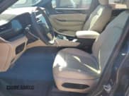 ✅ 2024 Jeep Grand Cherokee Limited • VIN: 1C4RJHBG1RC148747 • Lot: 92545335. Wystawiony na Copart z przebiegiem 22 196 mil. Bezpłatny archiwum sprzedaży aukcyjnych z USA i szczegółowy raport historii pojazdu na DreamBid. Zdjęcie 7.