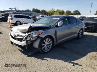 ✅ 2012 Hyundai Azera • VIN: KMHFH4JG7CA124394 • Лот: 81489605. Опубликован ранее на Copart с пробегом 61 823 миль. Бесплатный доступ к архиву аукционных продаж из США и подробный отчёт об истории автомобиля на DreamBid. Изображение 1.