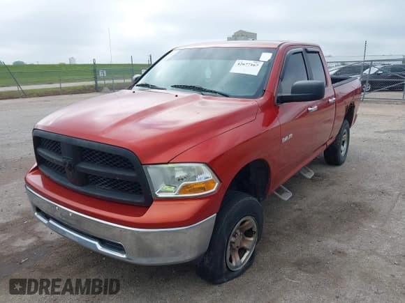 ✅ 2009 Dodge 1500 TRX • VIN: 1D3HV18P19S802657 • Lot: 42677167. Wystawiony na IAAI z przebiegiem 200 745 mil. Bezpłatny archiwum sprzedaży aukcyjnych z USA i szczegółowy raport historii pojazdu na DreamBid. Zdjęcie 2.