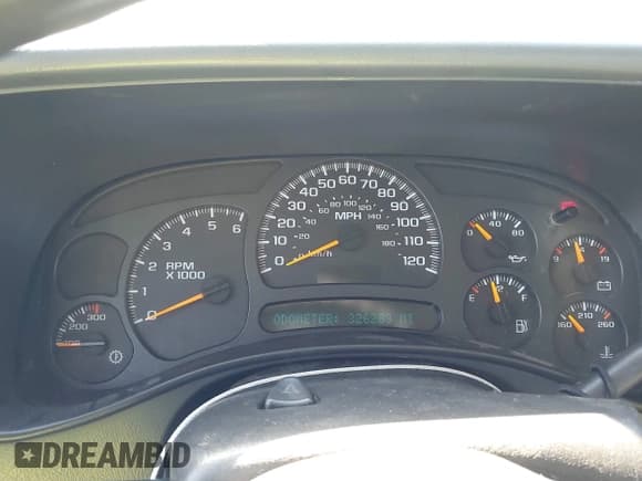 ✅ 2005 Chevrolet Silverado 2500HD Work Truck • VIN: 1GCHC29U85E135197 • Лот: 43638388. Опубликован ранее на IAAI с пробегом 326 283 миль. Бесплатный доступ к архиву аукционных продаж из США и подробный отчёт об истории автомобиля на DreamBid. Изображение 7.