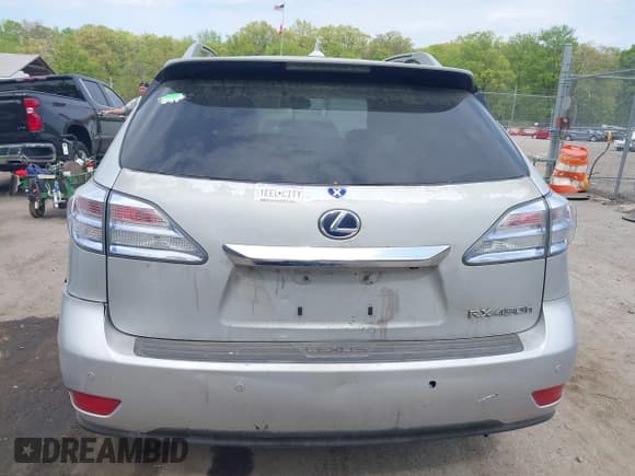 ✅ 2011 Lexus RX 450h • VIN: JTJZB1BA8B2005707 • Lot: 42109501. Listed on IAAI with 126,705 mi. Free auction sales archive from the USA and detailed vehicle history report at DreamBid. Image 16.