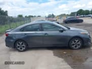 ✅ 2020 Kia Forte LXS • VIN: 3KPF24AD5LE237446 • Лот: 42768146. Опубликован ранее на IAAI с пробегом 139 057 миль. Бесплатный доступ к архиву аукционных продаж из США и подробный отчёт об истории автомобиля на DreamBid. Изображение 13.