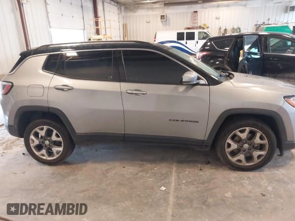 ✅ 2020 Jeep Compass Limited • VIN: 3C4NJDCB9LT221711 • Lot: 42971876. Listed on IAAI with 44,644 mi. Free auction sales archive from the USA and detailed vehicle history report at DreamBid. Image 13.