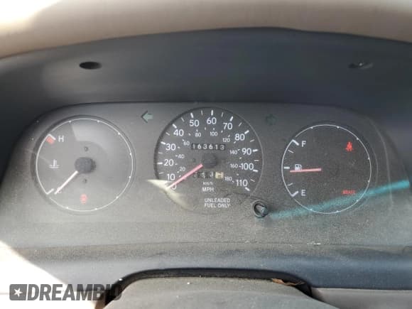 ✅ 1997 Toyota Corolla CE • VIN: 1NXBA02E8VZ562013 • Lot: 82233775. Wystawiony na Copart z przebiegiem 163 613 mil. Bezpłatny archiwum sprzedaży aukcyjnych z USA i szczegółowy raport historii pojazdu na DreamBid. Zdjęcie 9.