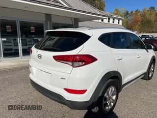 2017 Hyundai Tucson SE with VIN KM8J3CA43HU508042, listed as a IAAI auction lot 43488932 with 180,640 mi miles and . Bid and sale history available at DreamBid. Image 4.