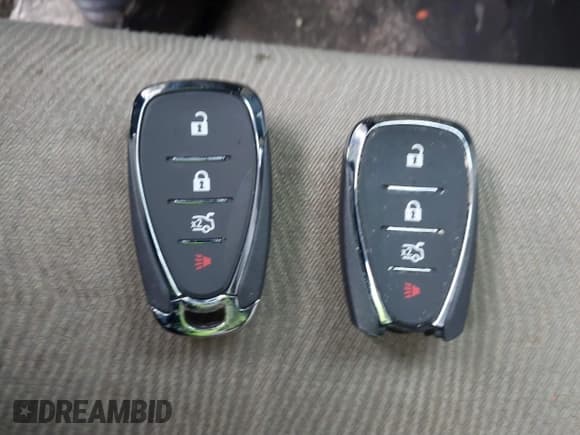 ✅ 2019 Chevrolet Camaro 1SS • VIN: 1G1FE1R70K0119793 • Lot: 40948144. Wystawiony na IAAI z przebiegiem 109 201 mil. Bezpłatny archiwum sprzedaży aukcyjnych z USA i szczegółowy raport historii pojazdu na DreamBid. Zdjęcie 11.