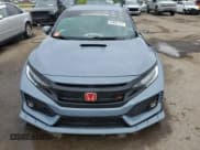 ✅ 2019 Honda Civic Type R Touring • VIN: SHHFK8G7XKU206080 • Lot: 54005174. Wystawiony na Copart z przebiegiem 40 665 mil. Bezpłatny archiwum sprzedaży aukcyjnych z USA i szczegółowy raport historii pojazdu na DreamBid. Zdjęcie 5.
