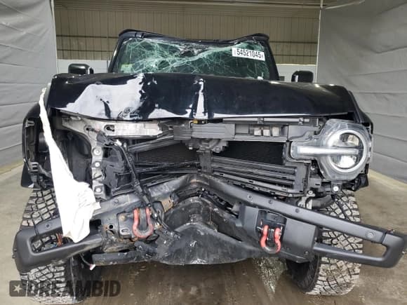 ✅ 2022 Ford Bronco • VIN: 1FMDE5BH8NLB33495 • Lot: 54521045. Listed on Copart with Not provided. Free auction sales archive from the USA and detailed vehicle history report at DreamBid. Image 5.