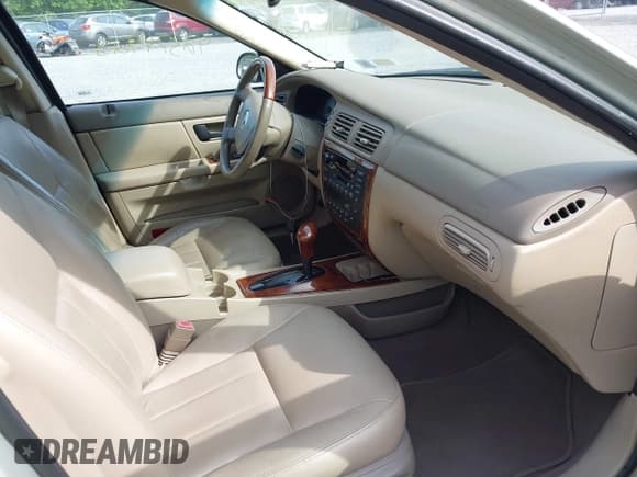 ✅ 2005 Mercury Sable LS • VIN: 1MEFM55S55A608862 • Lot: 42374925. Listed on IAAI with 177,342 mi. Free auction sales archive from the USA and detailed vehicle history report at DreamBid. Image 5.