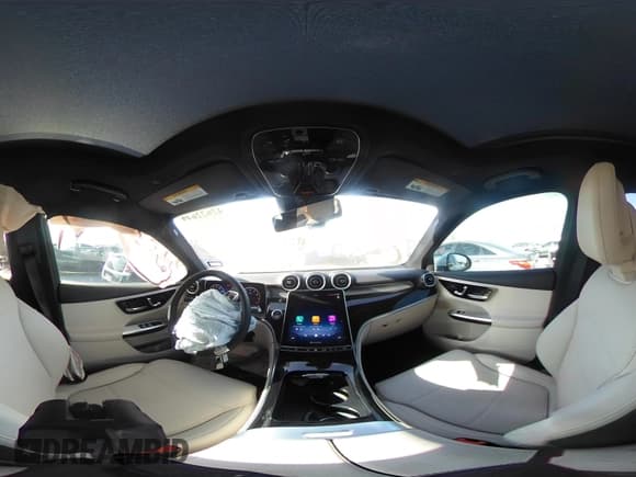 ✅ 2025 Mercedes-Benz GLC 300 • VIN: W1NKM4GB3SF320370 • Lot: 42622649. Wystawiony na IAAI z przebiegiem 1 787 mil. Bezpłatny archiwum sprzedaży aukcyjnych z USA i szczegółowy raport historii pojazdu na DreamBid. Zdjęcie 18.