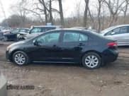 ✅ 2024 Toyota Corolla LE • VIN: 5YFB4MDE8RP180700 • Lot: 41591063. Wystawiony na IAAI z przebiegiem 21 614 mil. Bezpłatny archiwum sprzedaży aukcyjnych z USA i szczegółowy raport historii pojazdu na DreamBid. Zdjęcie 14.