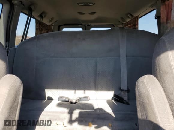 ✅ 2013 Ford Econoline Passenger XL • VIN: 1FBNE3BL1DDB25902 • Лот: 93118285. Опубликован ранее на Copart с пробегом 292 379 миль. Бесплатный доступ к архиву аукционных продаж из США и подробный отчёт об истории автомобиля на DreamBid. Изображение 10.