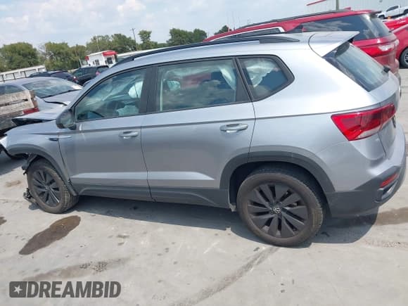 ✅ 2023 Volkswagen Taos S • VIN: 3VVCX7B28PM367186 • Лот: 43225250. Опубликован ранее на IAAI с пробегом 27 945 миль. Бесплатный доступ к архиву аукционных продаж из США и подробный отчёт об истории автомобиля на DreamBid. Изображение 14.