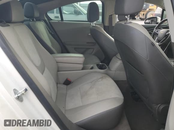 ✅ 2014 Chevrolet Volt • VIN: 1G1RF6E46EU146741 • Lot: 78721474. Wystawiony na Copart z przebiegiem 141 141 mil. Bezpłatny archiwum sprzedaży aukcyjnych z USA i szczegółowy raport historii pojazdu na DreamBid. Zdjęcie 10.