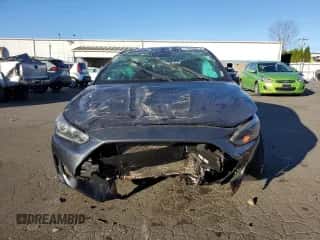 2019 Hyundai Veloster 2.0 с VIN KMHTG6AFXKU018348, выставлен на аукционе Copart как лот 76933214 с пробегом 45 387 миль миль и На запчасти • Non repairable. История ставок и продаж доступна на DreamBid. Изображение 5.