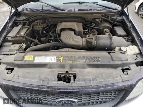 ✅ 2001 Ford F-150 XL • VIN: 1FTRX18L21NB64524 • Лот: 92050325. Опубликован ранее на Copart с пробегом 77 171 миль. Бесплатный доступ к архиву аукционных продаж из США и подробный отчёт об истории автомобиля на DreamBid. Изображение 11.