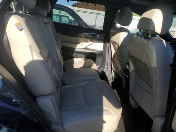 ✅ 2019 Mazda CX-9 Grand Touring • VIN: JM3TCBDY7K0328994 • Lot: 83816095. Wystawiony na Copart z przebiegiem 71 075 mil. Bezpłatny archiwum sprzedaży aukcyjnych z USA i szczegółowy raport historii pojazdu na DreamBid. Zdjęcie 11.