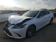✅ 2025 Lexus ES 300h Ultra Luxury • VIN: 58AFA1C14SU058825 • Lot: 55648285. Listed on Copart with 885 mi. Free auction sales archive from the USA and detailed vehicle history report at DreamBid. Image 1.