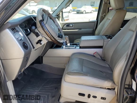 ✅ 2014 Ford Expedition Limited • VIN: 1FMJU1K55EEF00927 • Lot: 59797145. Listed on Copart with 126,292 mi. Free auction sales archive from the USA and detailed vehicle history report at DreamBid. Image 7.