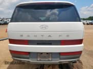 ✅ 2024 Hyundai Santa Fe SE • VIN: 5NMP14GL4RH051582 • Lot: 65966815. Wystawiony na Copart z przebiegiem 27 914 mil. Bezpłatny archiwum sprzedaży aukcyjnych z USA i szczegółowy raport historii pojazdu na DreamBid. Zdjęcie 6.